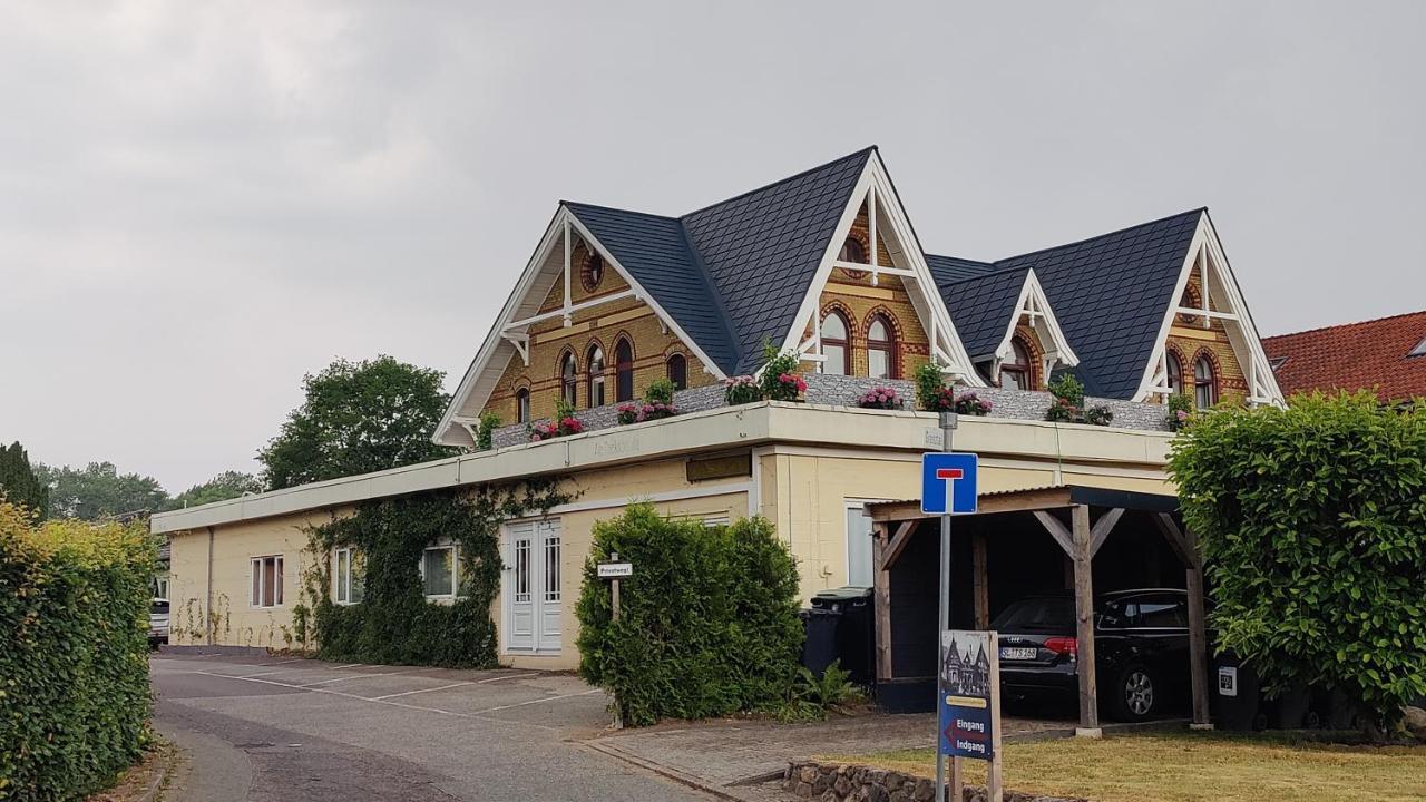 Akzent Hotel Alte Direktionsvilla Kupfermuehle ハリスレー エクステリア 写真